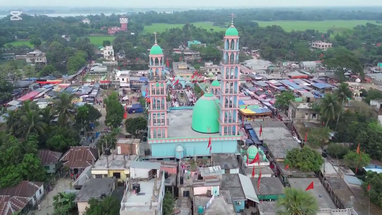 লেংটা বাবার মাজারের চারিপাশ