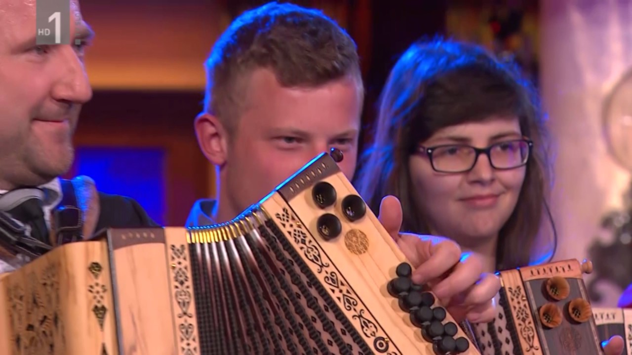 Rober Goter in harmonikarji - Venček uspešnic Franca Delčnjaka (Slovenski pozdrav, 19. maj 2017)
