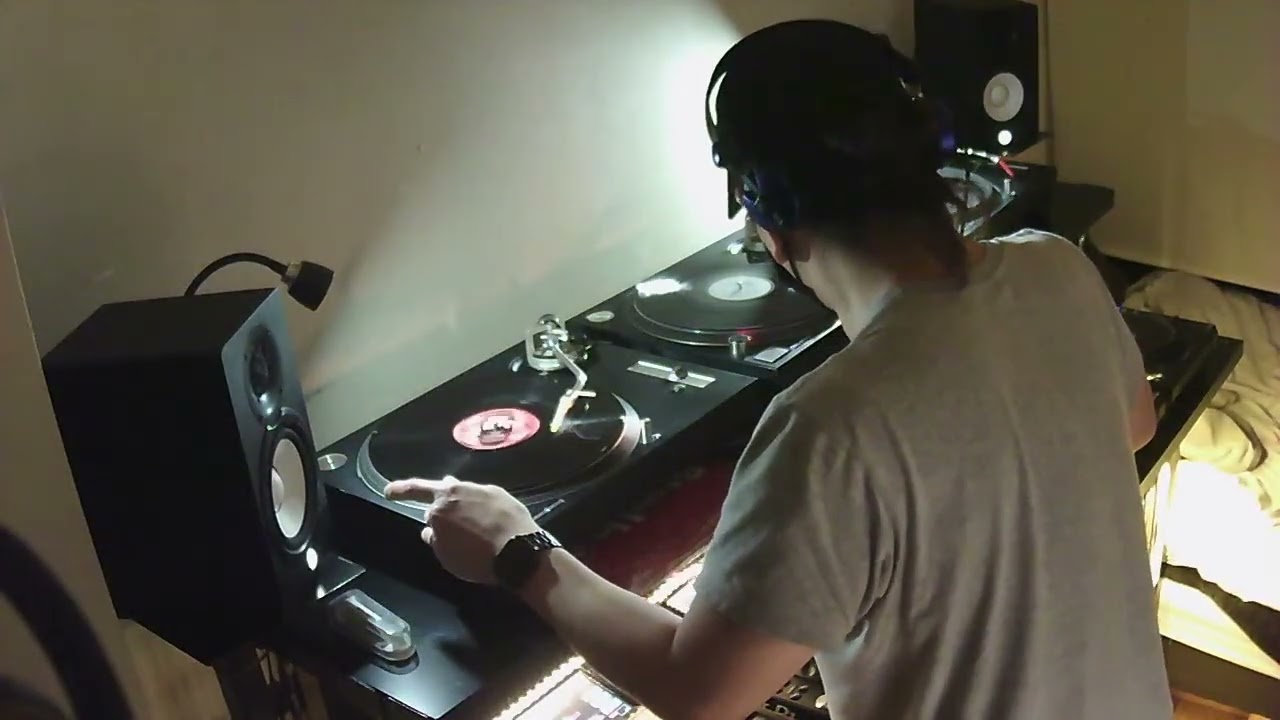 Tokyo Street Techno From Shibuya