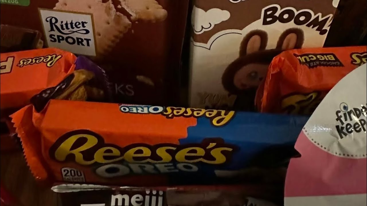 Foodie Friday - Adventures In Maine - Sweetz And More - Candy Shopping Haul - I Got So Much Candy