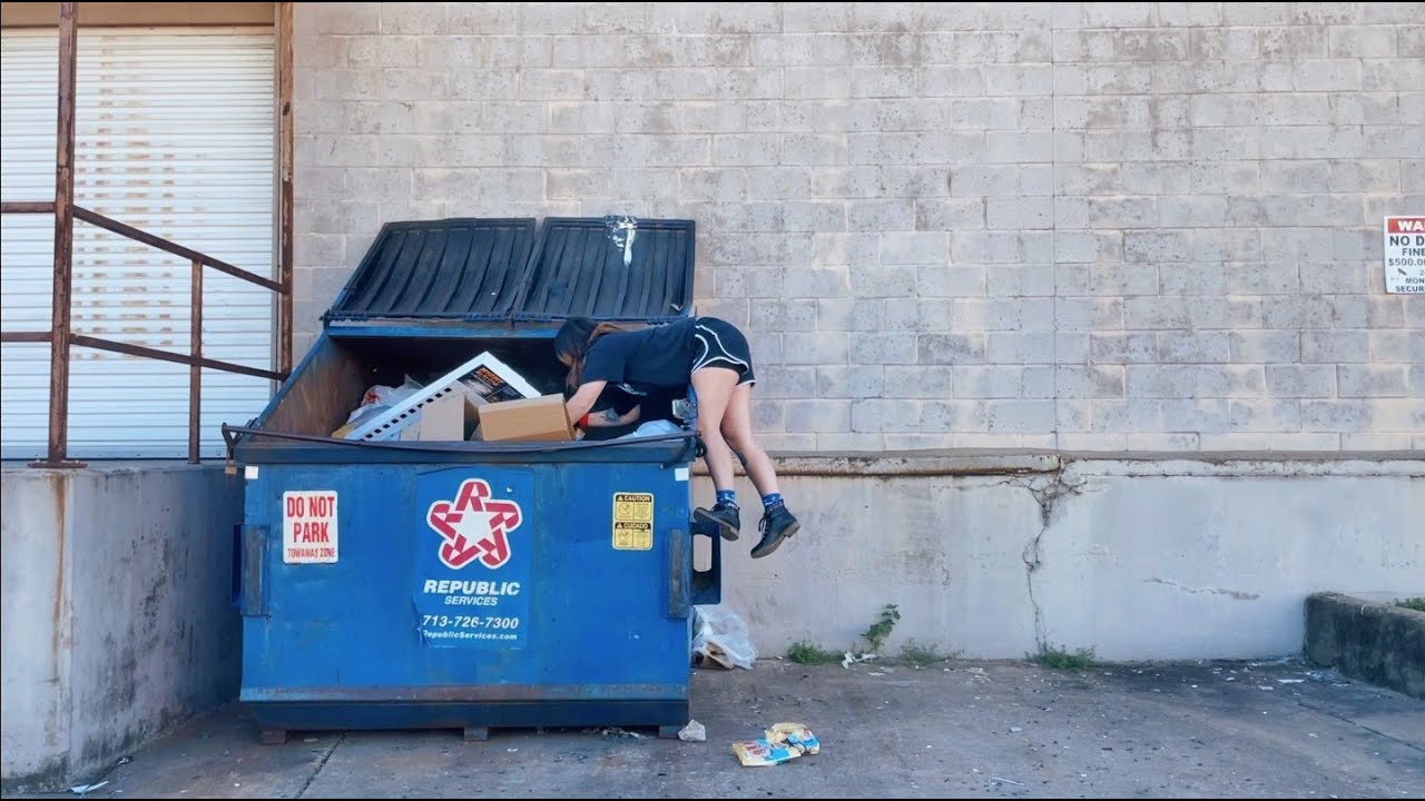 Dumpster Diving on Galveston Island for my 30th Birthday!