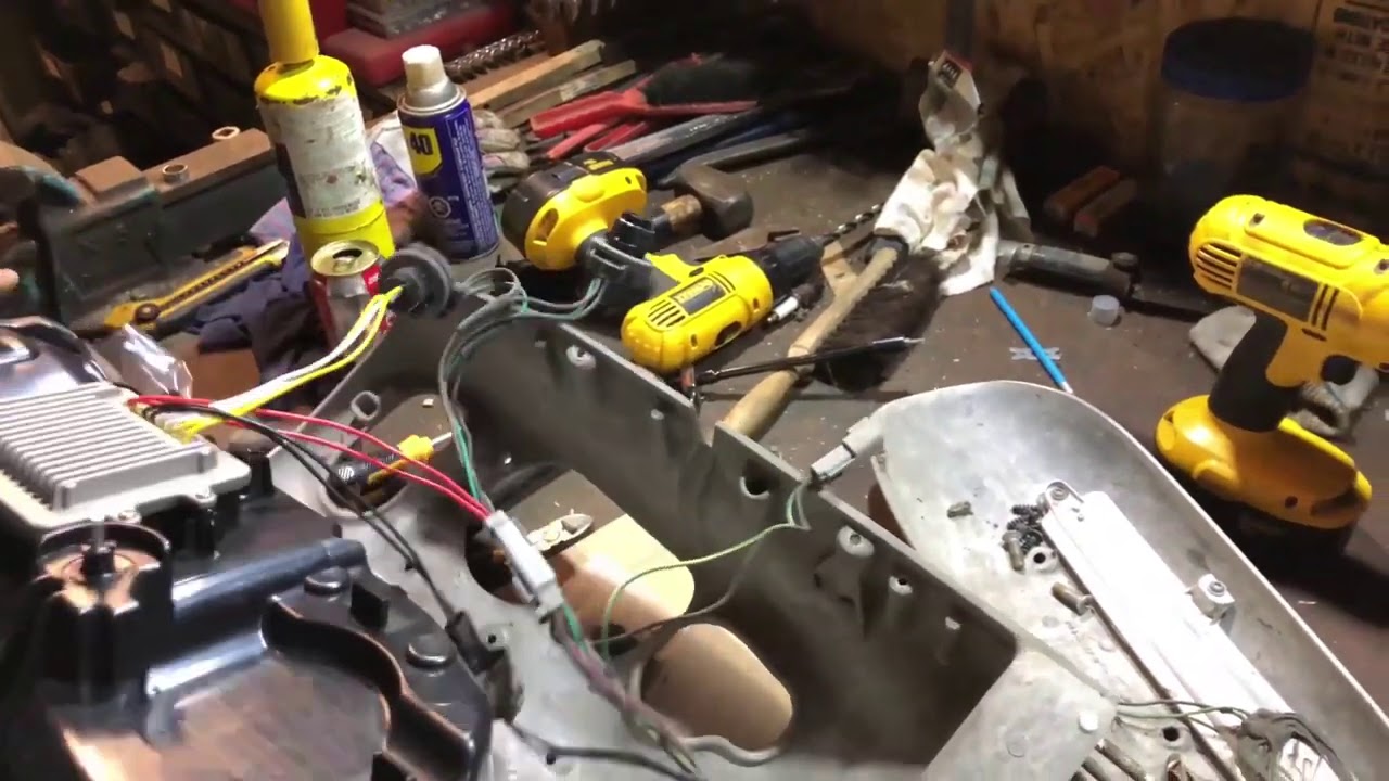Trux Accessories TLED PET 389 headlight Wiring Install