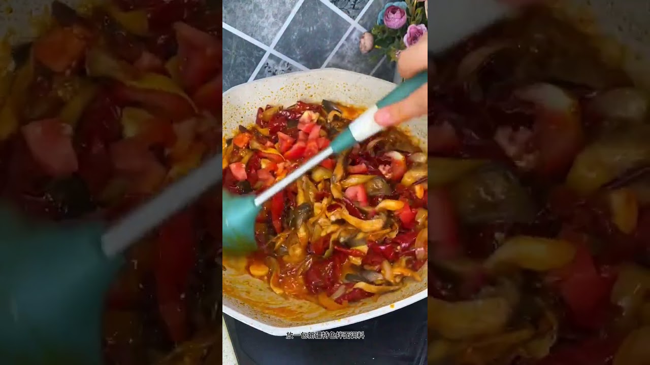 Mogo laghman گۈمبەدە (موگو) لەغمەن ئىتىش ئۇسۇلى  #MagicKebabMix #Uyghurfoods