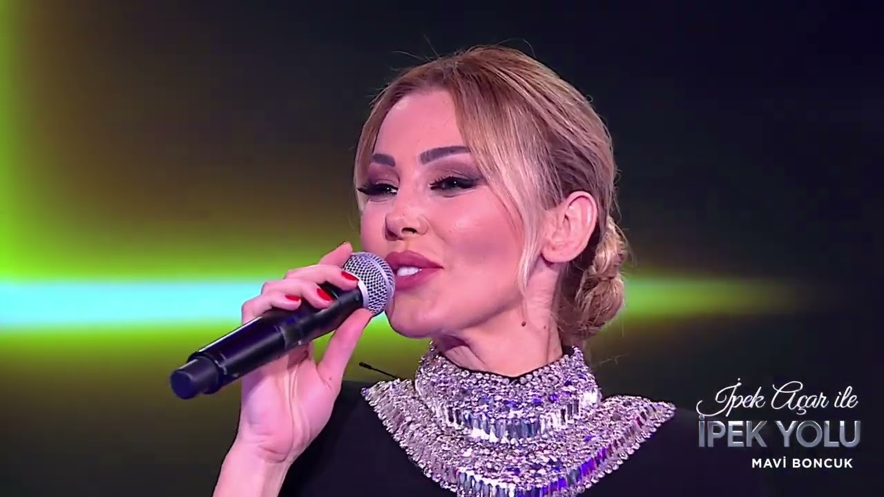 İpek Açar ile İpek Yolu - Petek Dinçöz - Mavi Boncuk