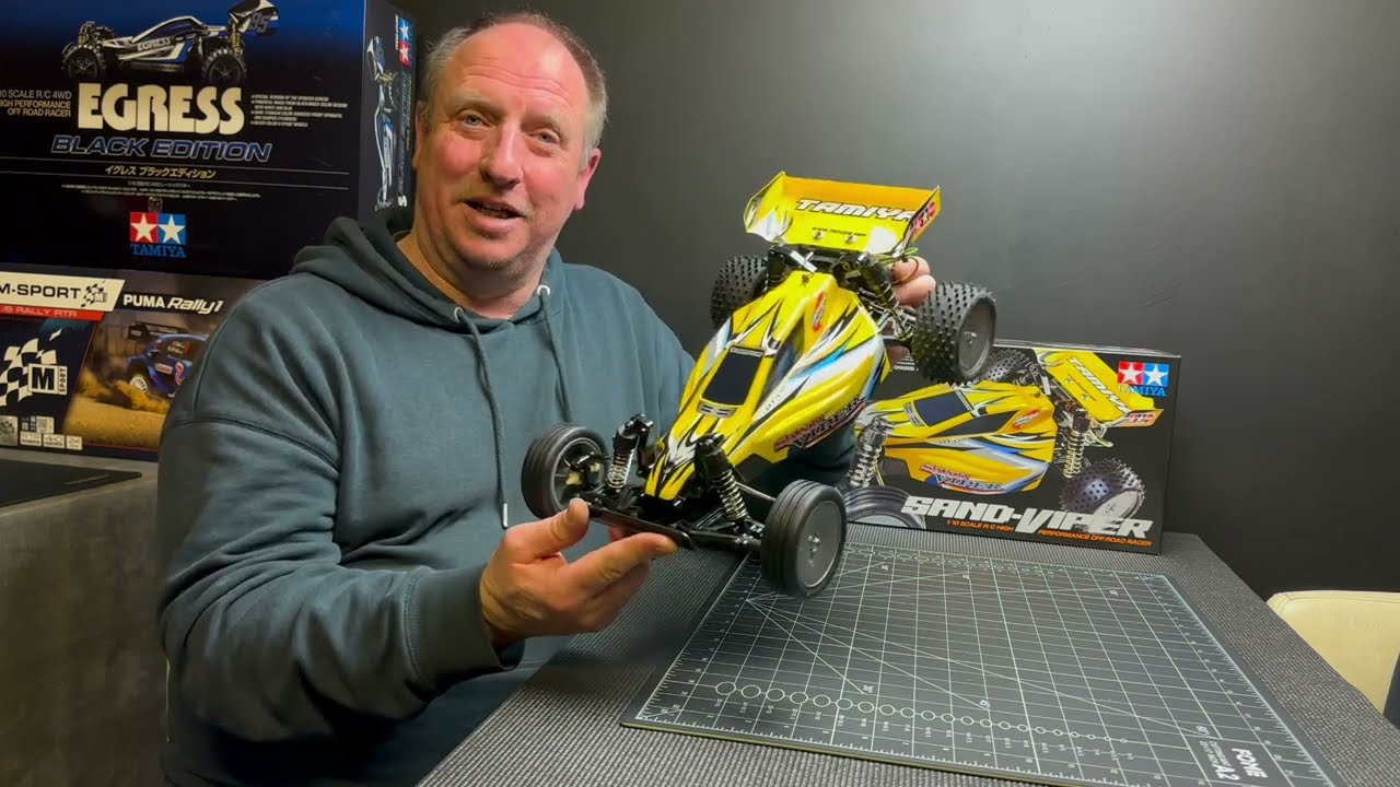 Tamiya Sand Viper Full Build, Paint and Track Test