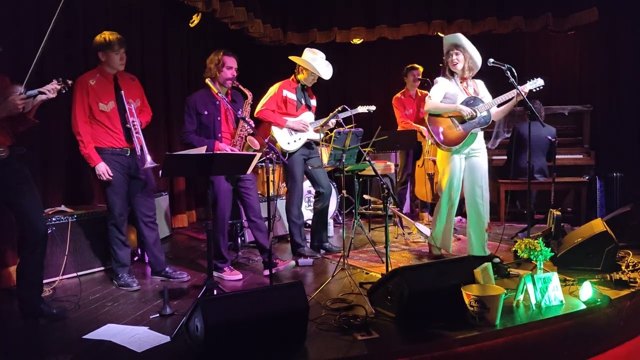 10-26-25 Sweet Megg's Westernaires @ Skinny Dennis 'Dated Love'
