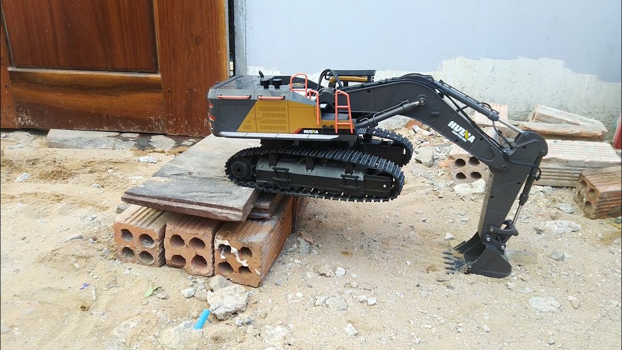 RC EXCAVATOR || Huina 1592  UNBOXING AND PERFORMANCE TEST