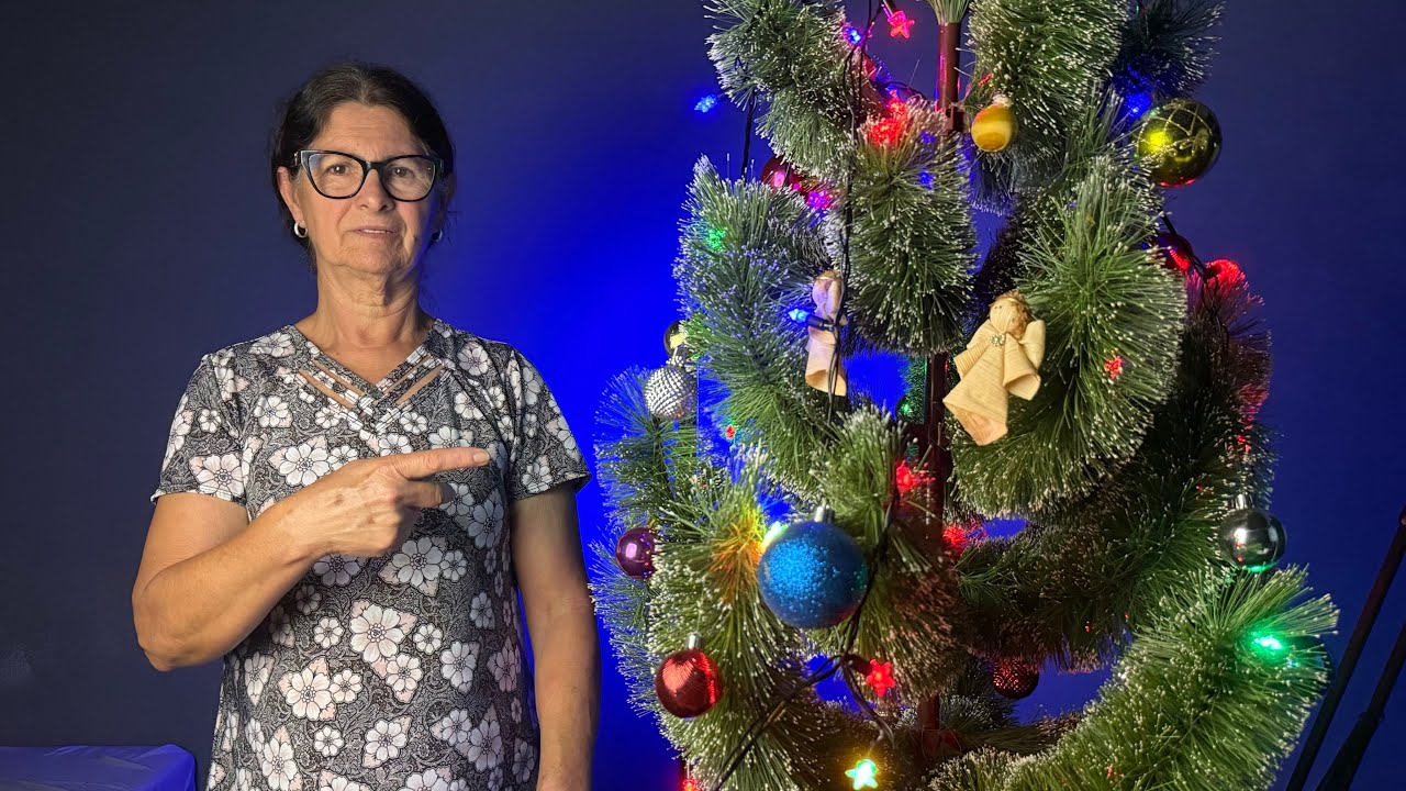 ASMR: Você vai dormir antes da árvore de Natal estar montada