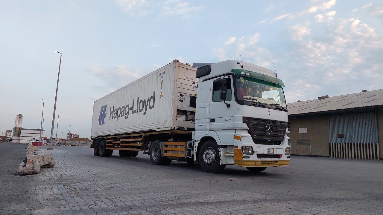 🇸🇦 saudi arbian truck life. #vlog #truckdriver #driver #truck #truckdriverjobs