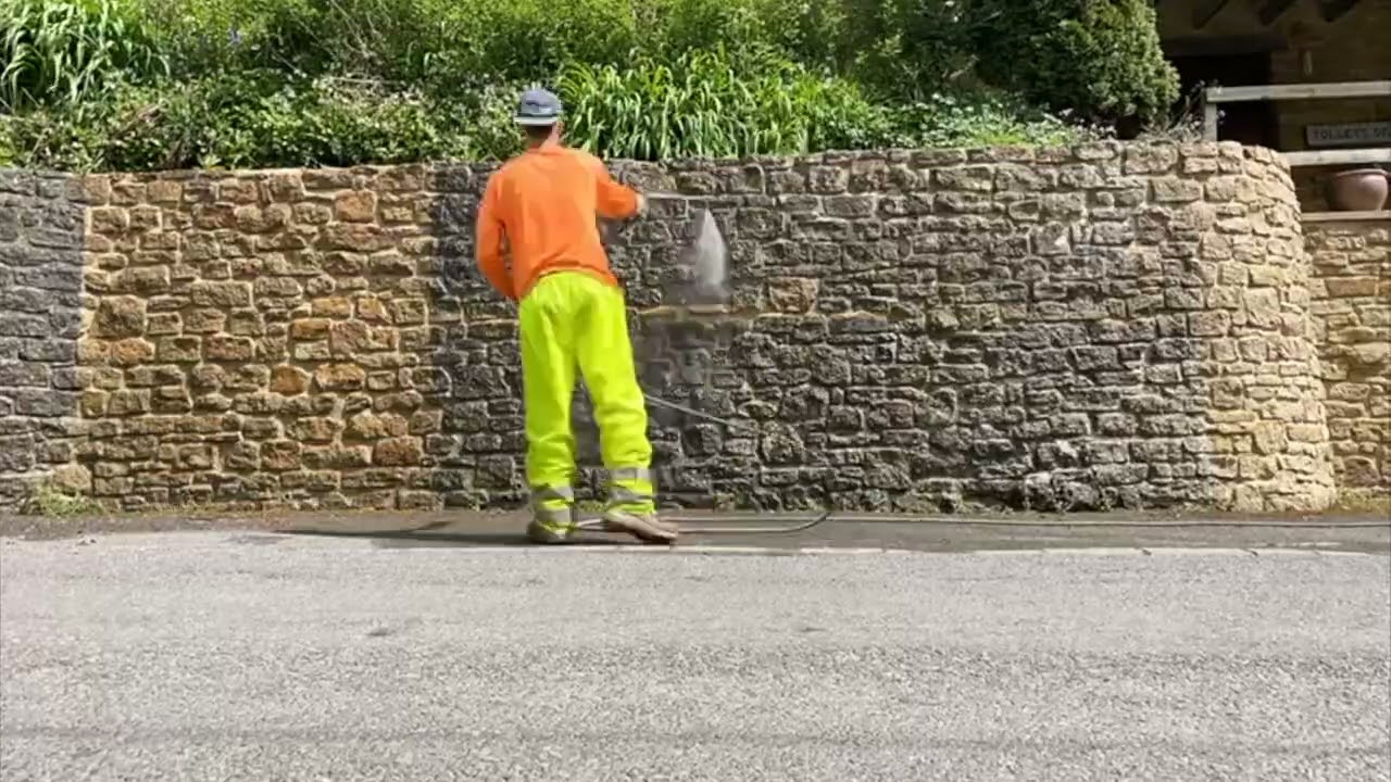 DOFF Cleaning System for paint and dirt removal from external walls, patios and roofs.