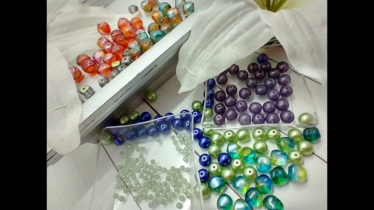 New Bead Company Unboxing!  WesternBeads.com..  Recycled Jablonex (From Czech Republic) glass beads!
