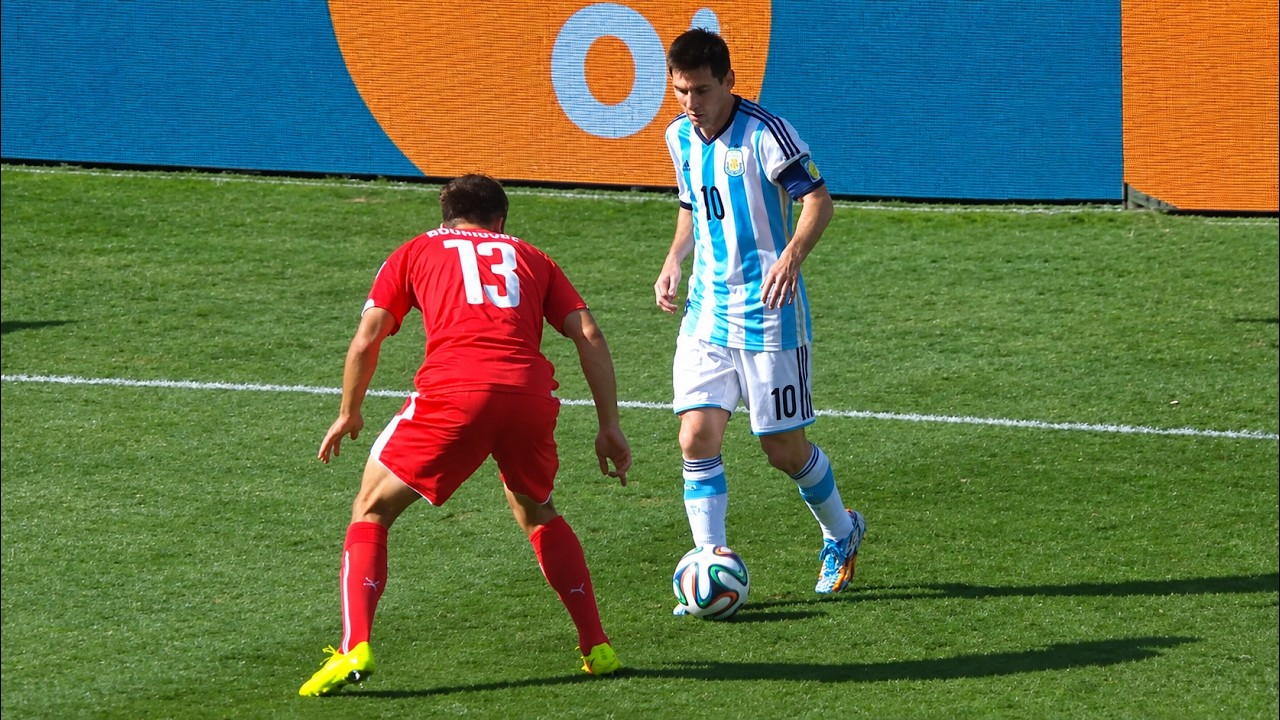 Lionel Messi 👑 World Cup Skills, Goals, Dribbling & Tricks