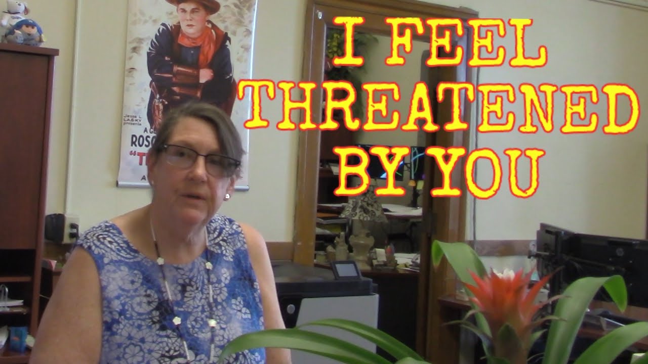 *RUDE GOV EMPLOYEES ACT A FOOL* INYO COUNTY COURTHOUSE (Independence, Ca)