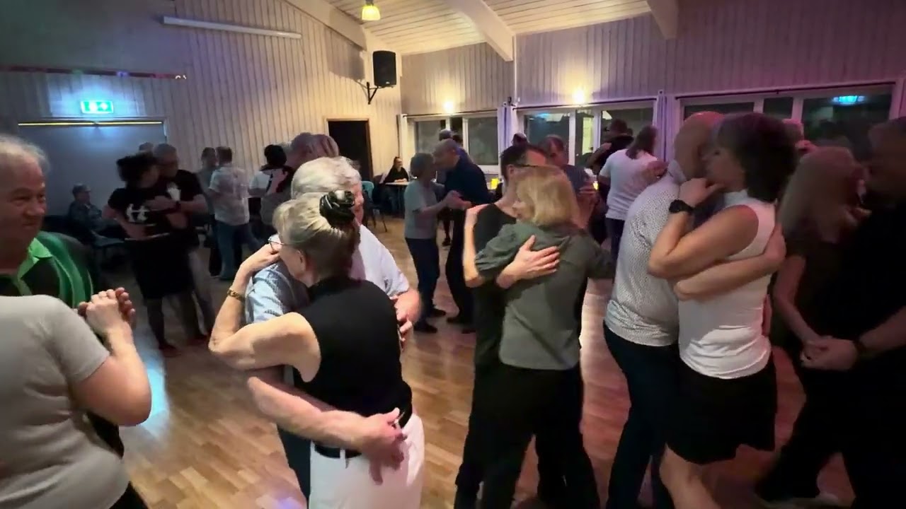 Ge kärleken tid m Hanne Mette på Tirsdagsdansen Leirsund 24/2