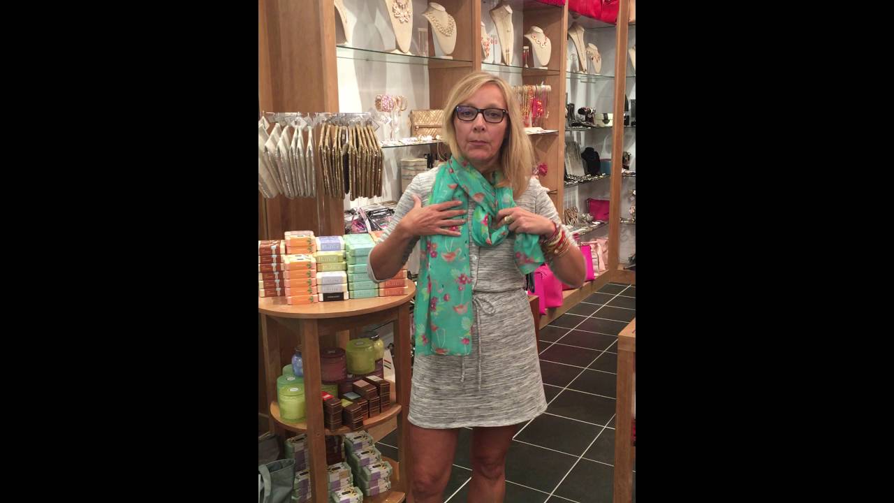 Versatile ways to wear a summer scarf!