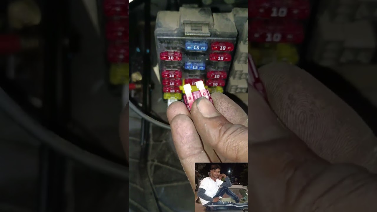 #automobile side indicator fuse number fuse box location indicator on nahin ho raha hai