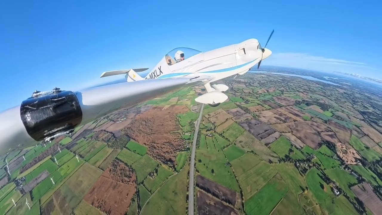 SD-1 Minisport D-MXLX.  Flying on a sunny day
