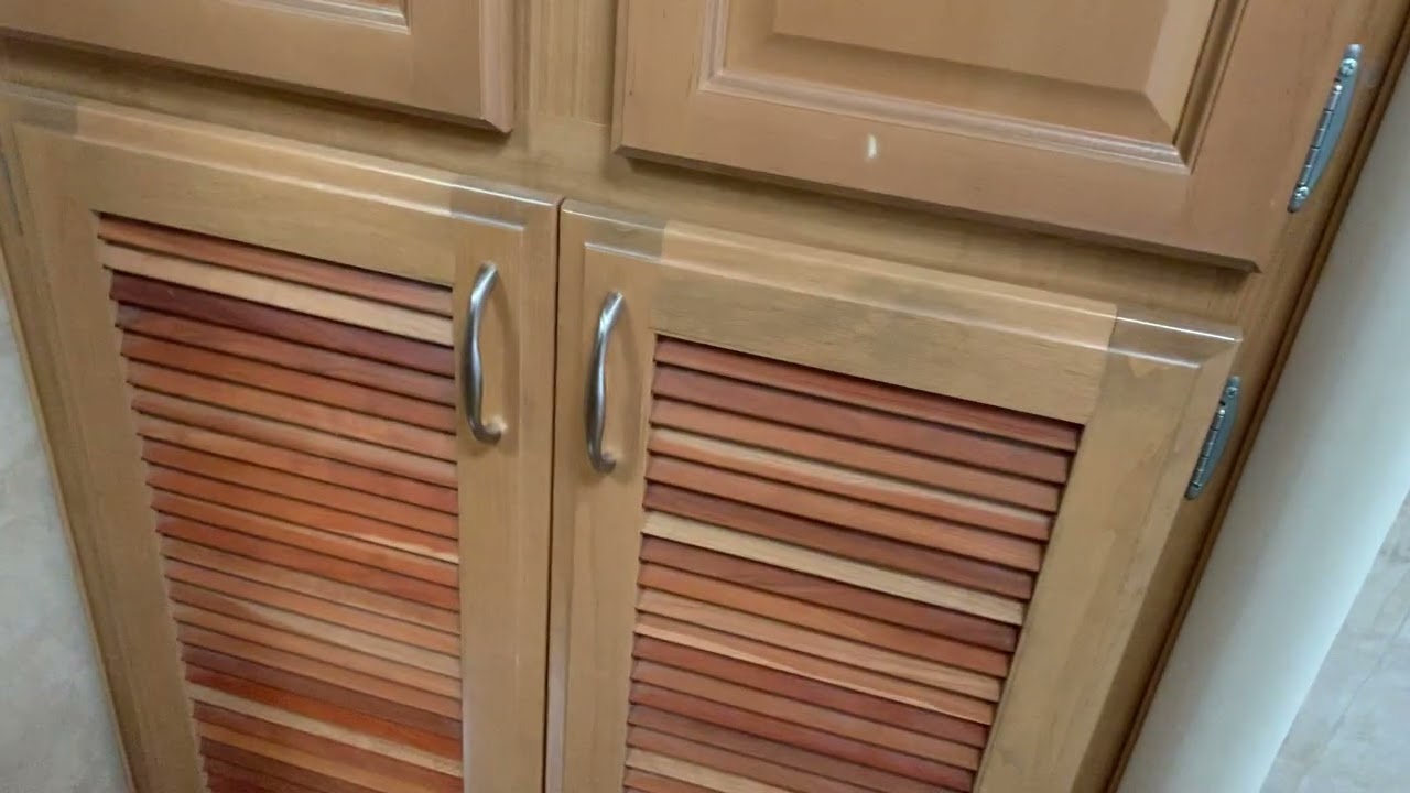 2006 Prowler Regal walk-through 