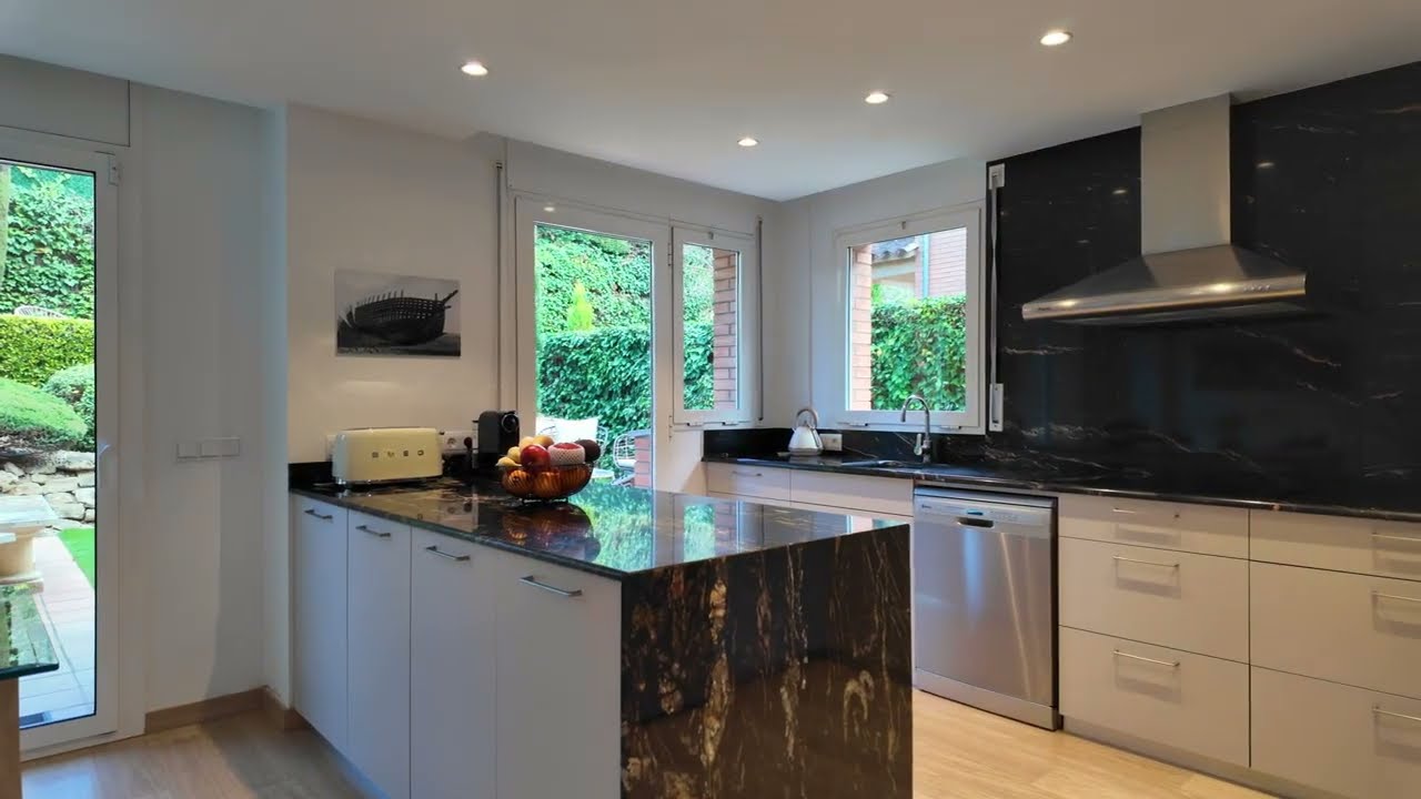 Venta de casa en la zona de Montilivi - Girona