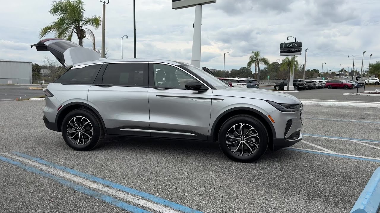 New 2026 LINCOLN Nautilus Premiere at Plaza Lincoln | Leesburg, FL
