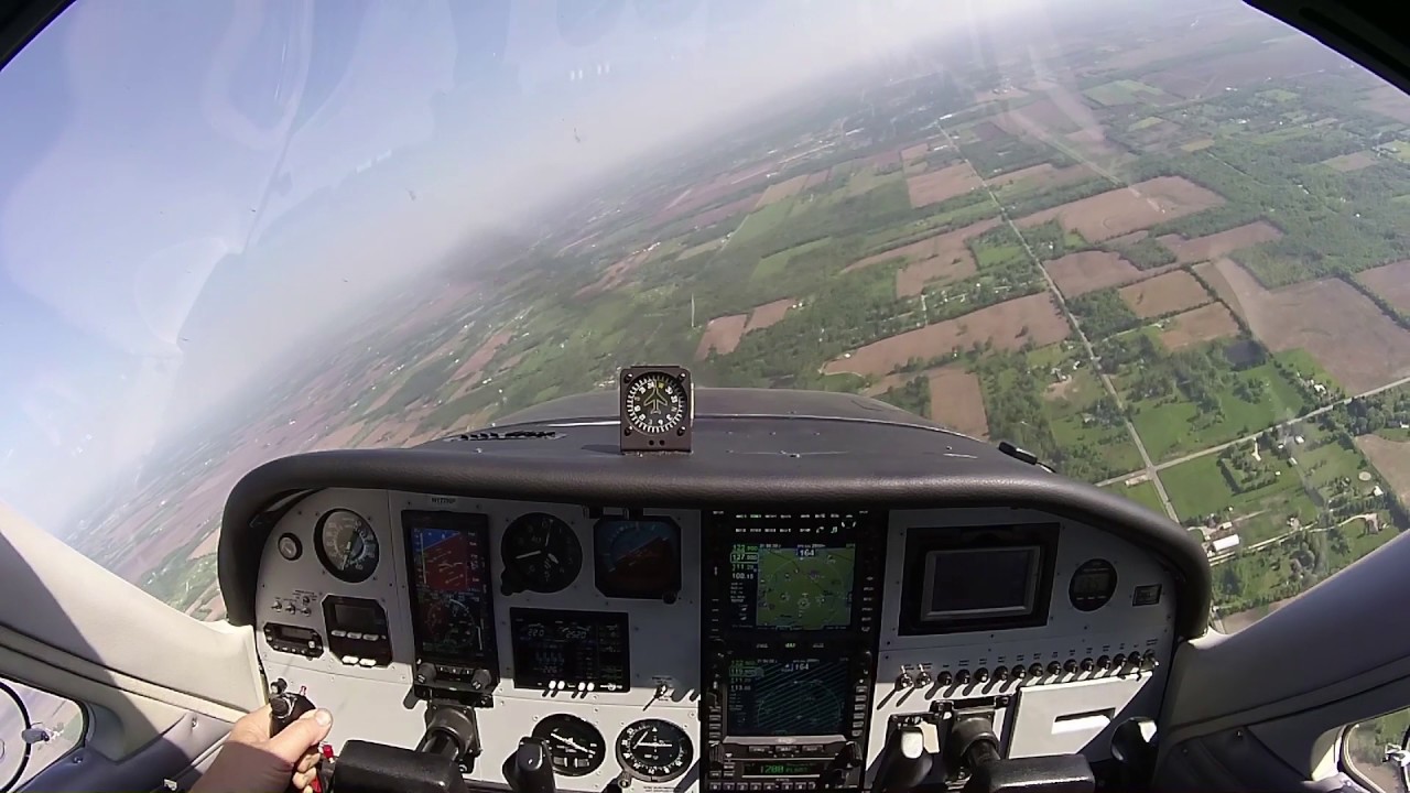 Cessna Cardinal Lazy 8