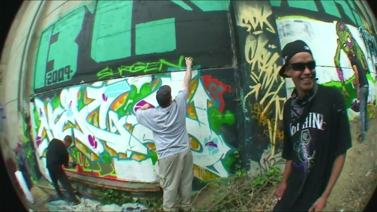 RANDOM EXTRAS - Graffiti Video - RAW Audio - Stompdown Killaz