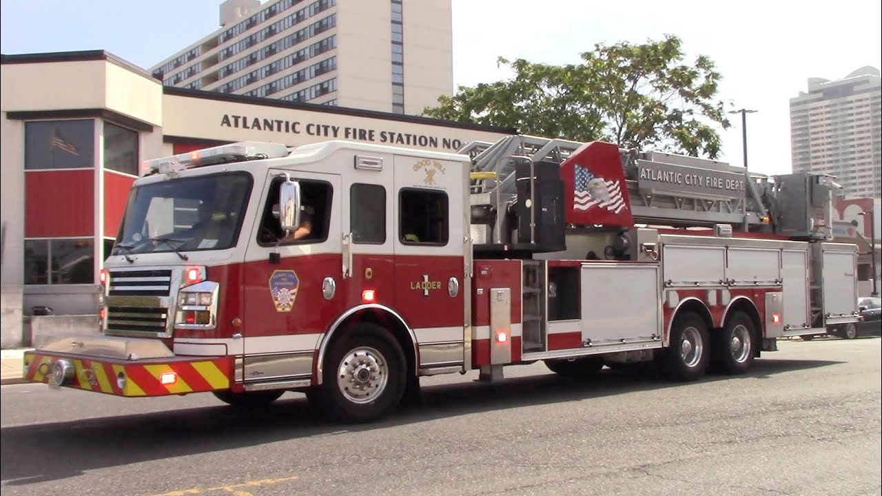 Atlantic City Fire Department Ladder 1 And Engine 1 Responding 9-12-22