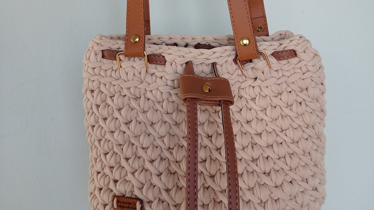 Passo a passo fácil de Bolsa de crochê em fio de malha. Ponto baixo centrado duplo. Ponto baixíssimo