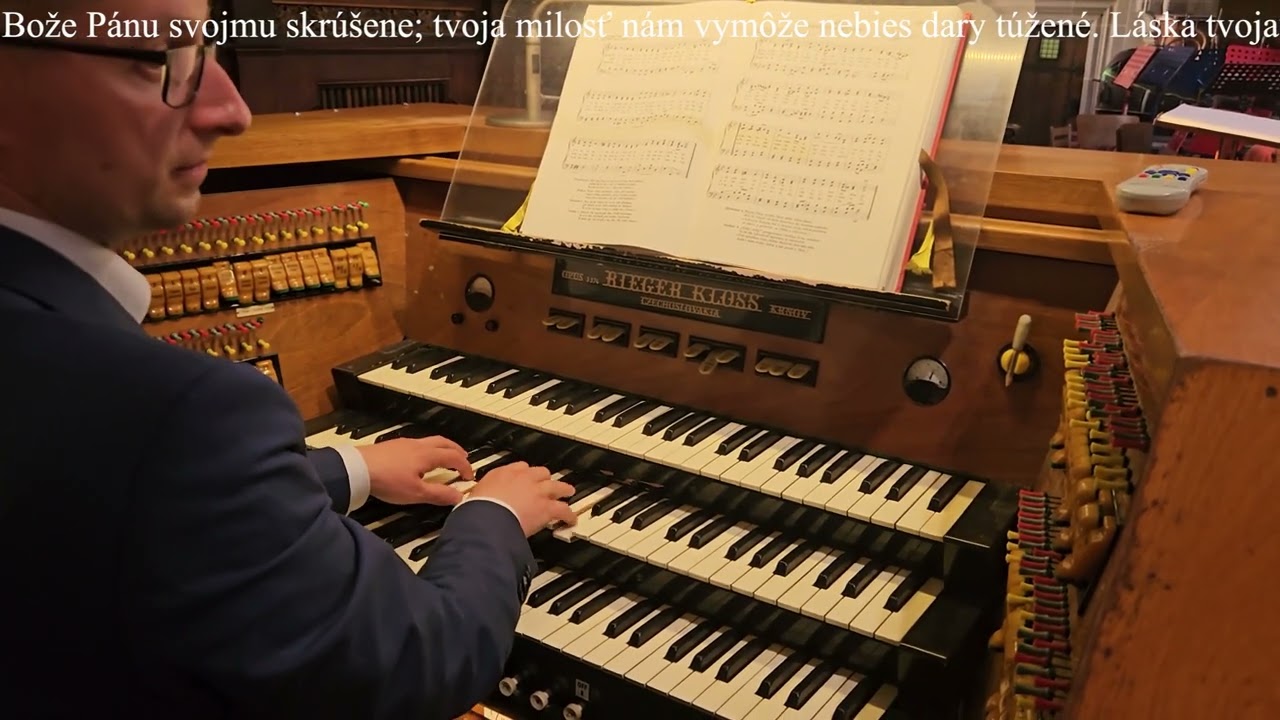 JKS 242 - Klaniame sa tebe, Bože (Dóm sv. Alžbety)