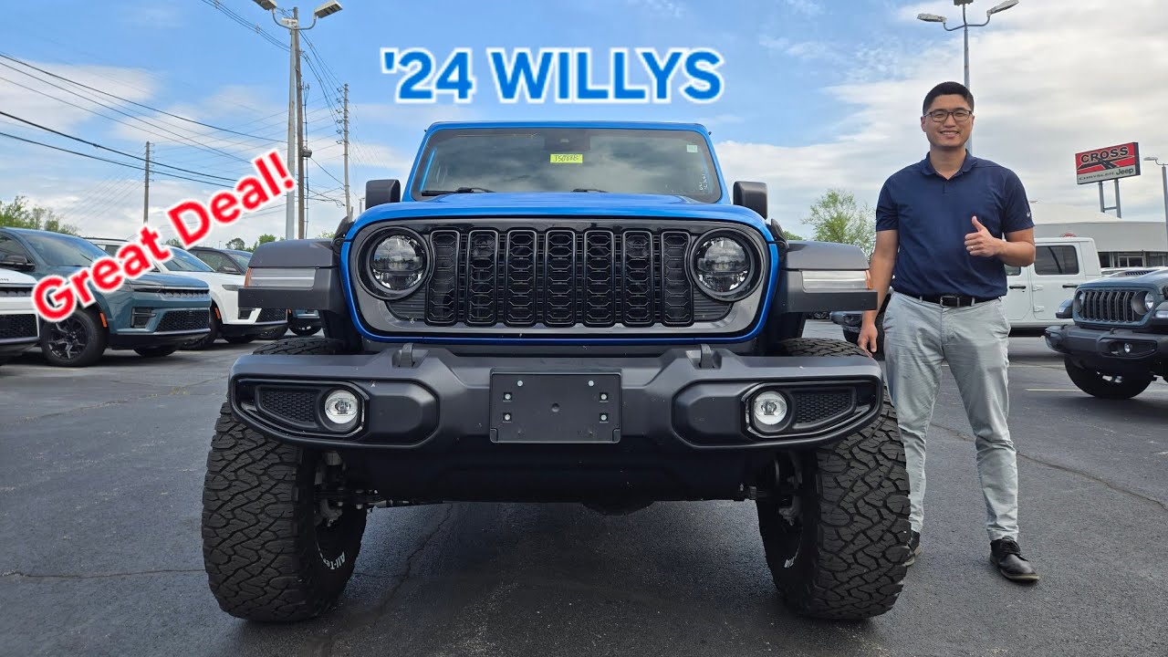 Лифт-комплект Clayton Off Road, 35-дюймовые шины, откидная крыша EZFlip Top и всего 8300 миль про...