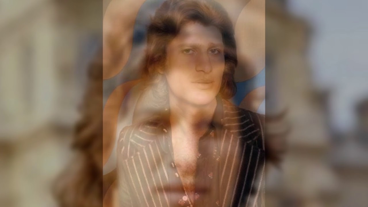 hommage Mike Brant pour les 43 ans de sa disparition