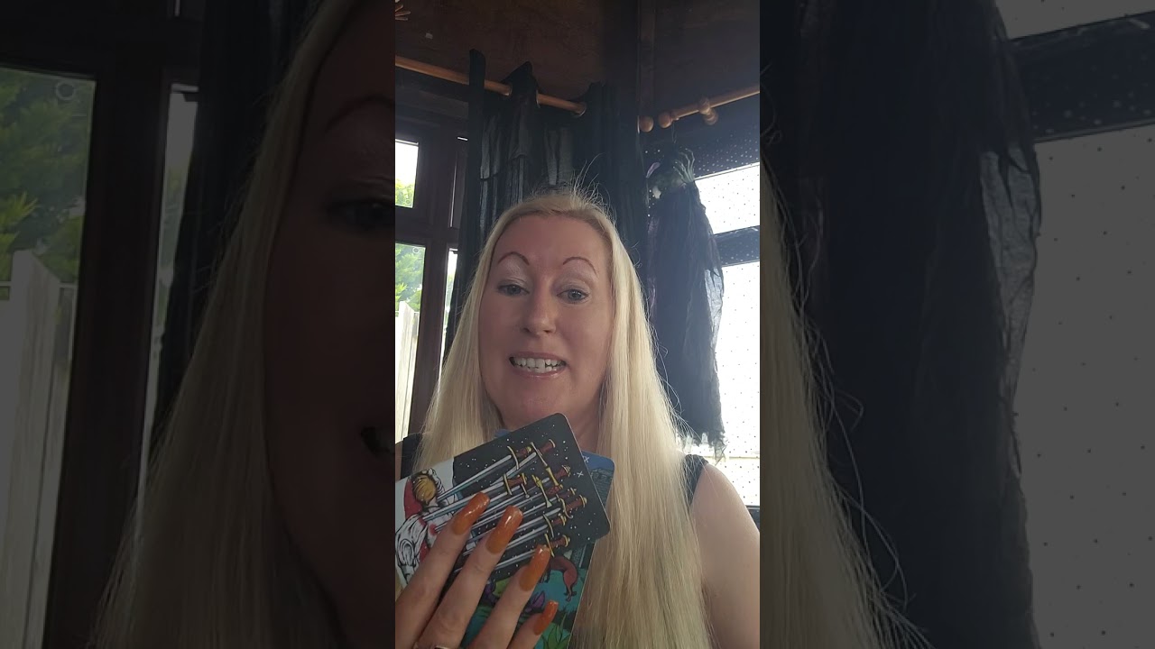 June New Moon ♋️ Tarot Reading