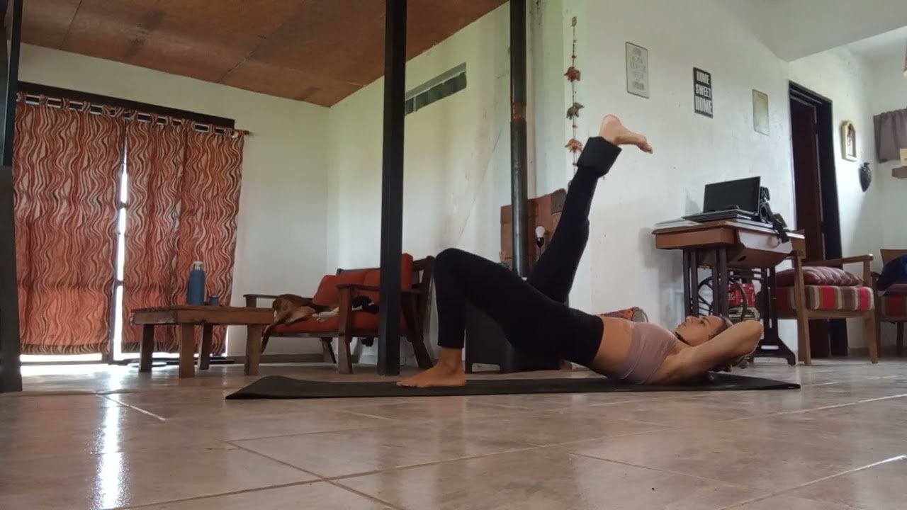 Pilates Glúteos Control 20'/ Glúteos workout