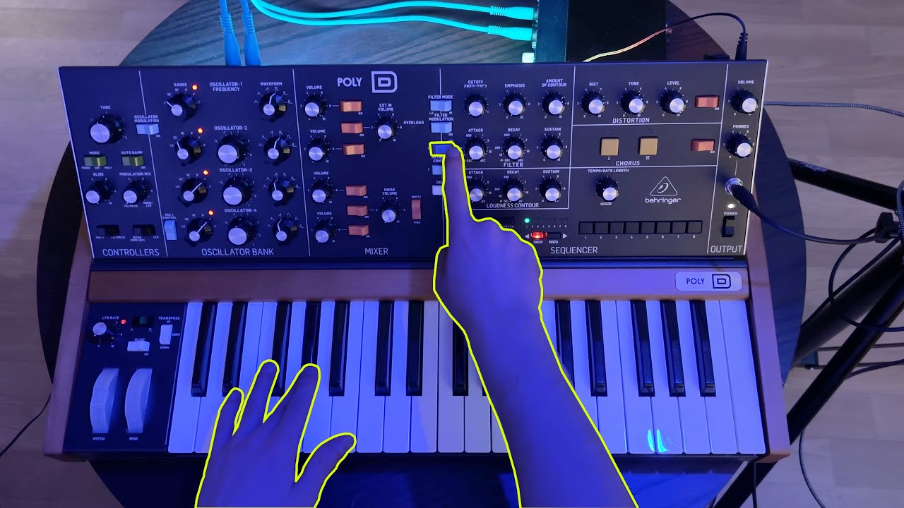 How to create FAT BASS on Behringer Poly D