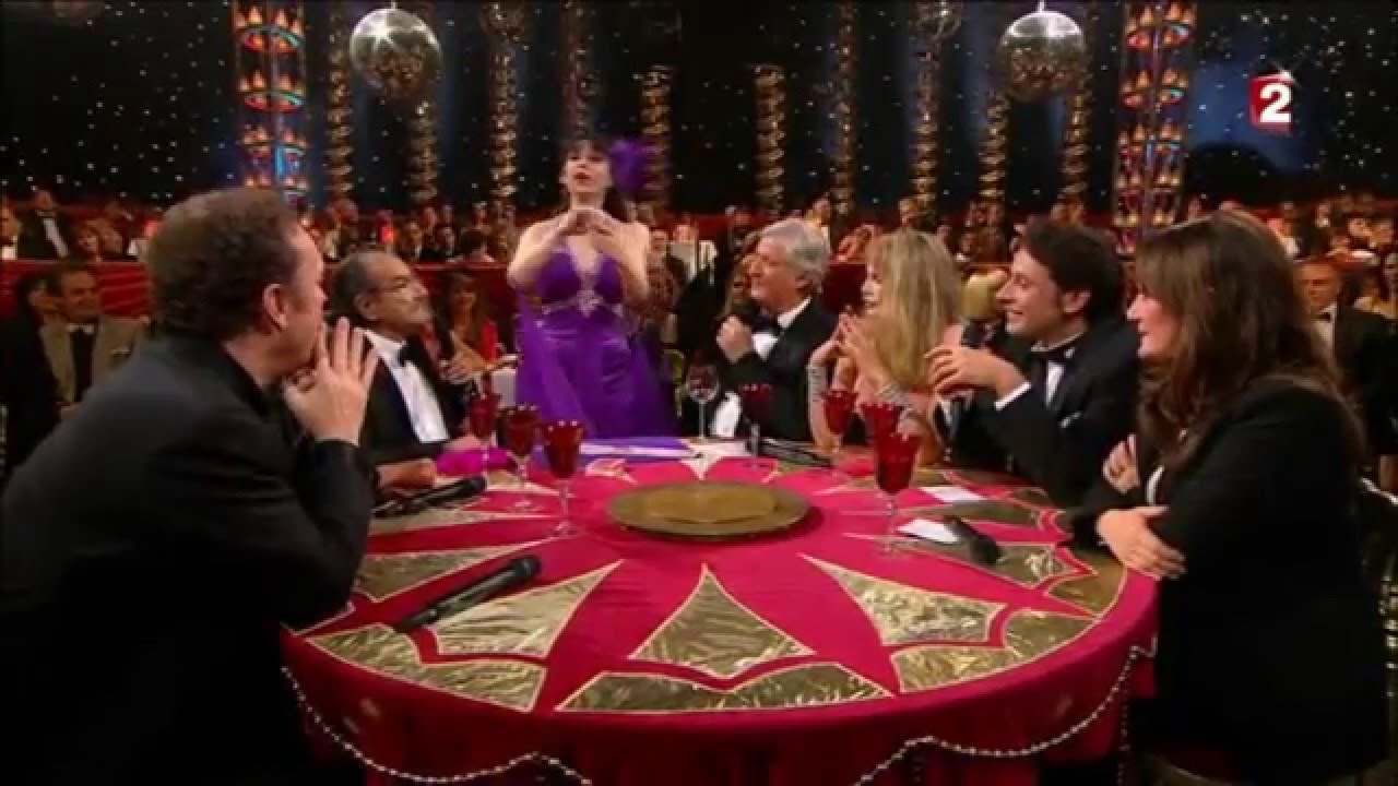 Arielle Dombasle - Le Plus Grand Cabaret du Monde (31 Décembre 2011) (Partie 3)
