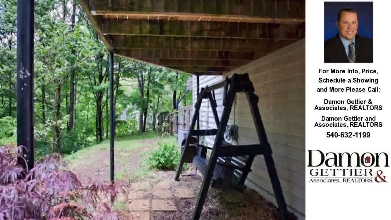 7460 FERNWAY DR, Roanoke, VA Presented by Damon Gettier & Associates.