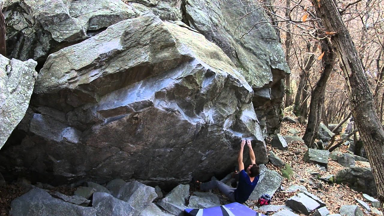 Schwarzes loch (7a) and bella gnocca (7b)