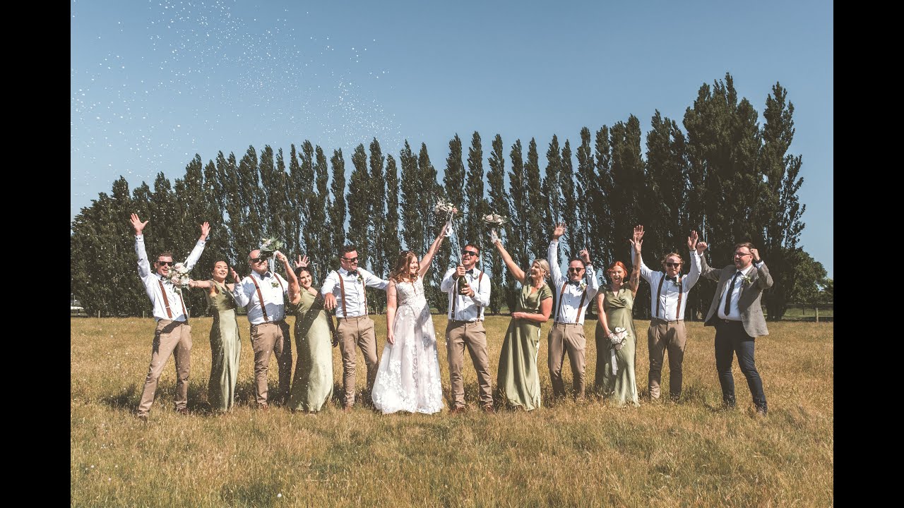 Slideshow: Libby + Luke's Christchurch Wedding at Larcomb Vineyard.