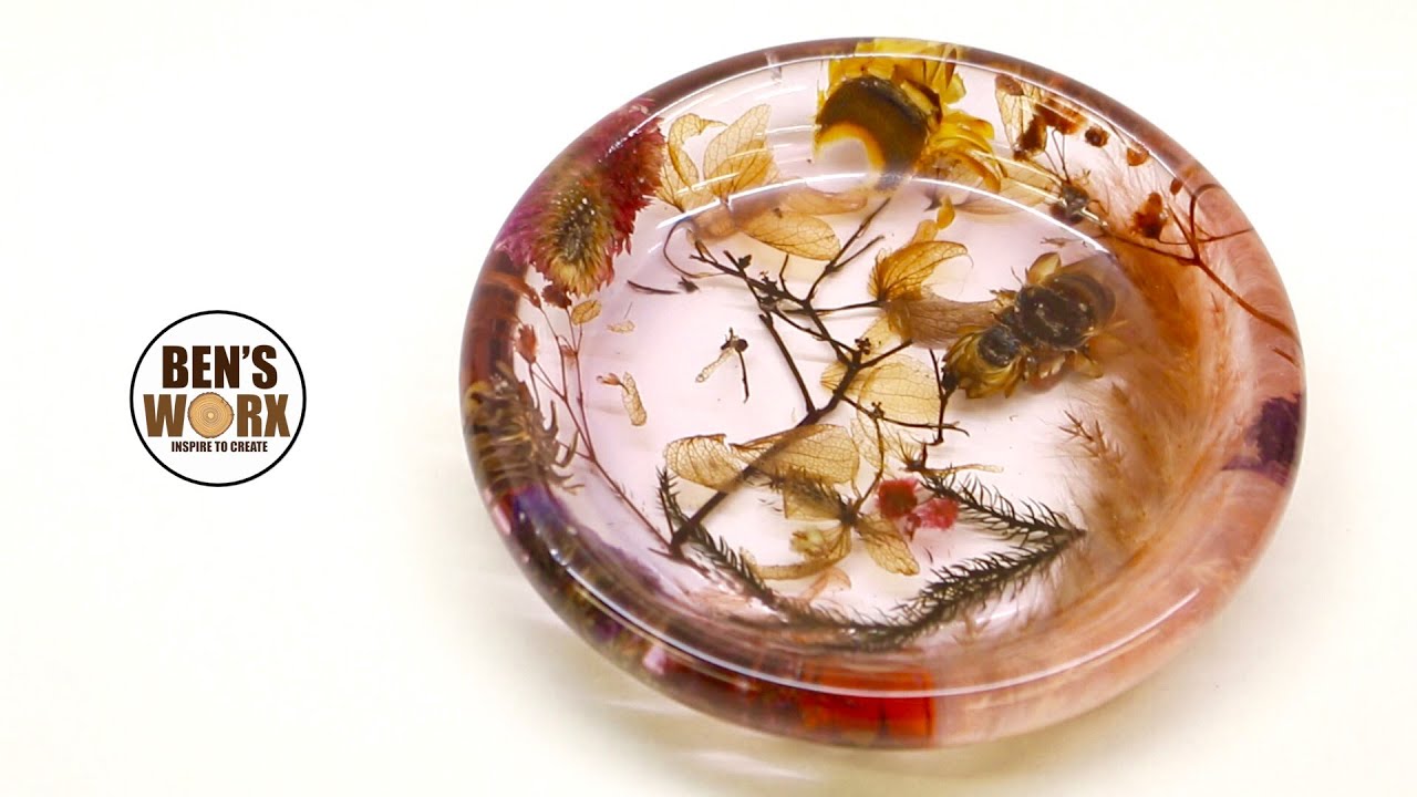 Resin Casting Flowers to Turn into a Soap Dish - Epoxy Resin Art
