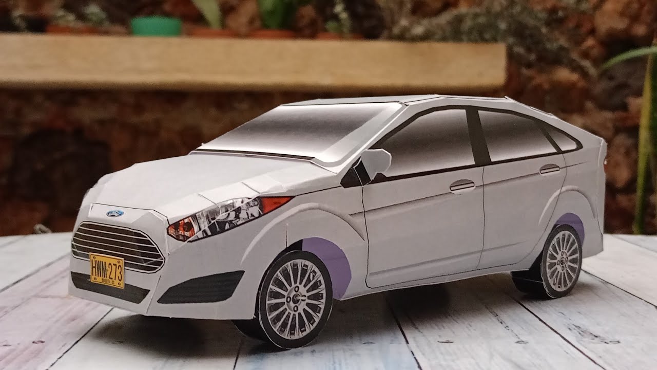 Papercraft Ford Fiesta Mk6 sedan Free Template Download