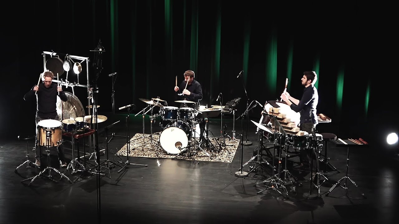Nicolas Martynciow: ZOO (for percussion trio)