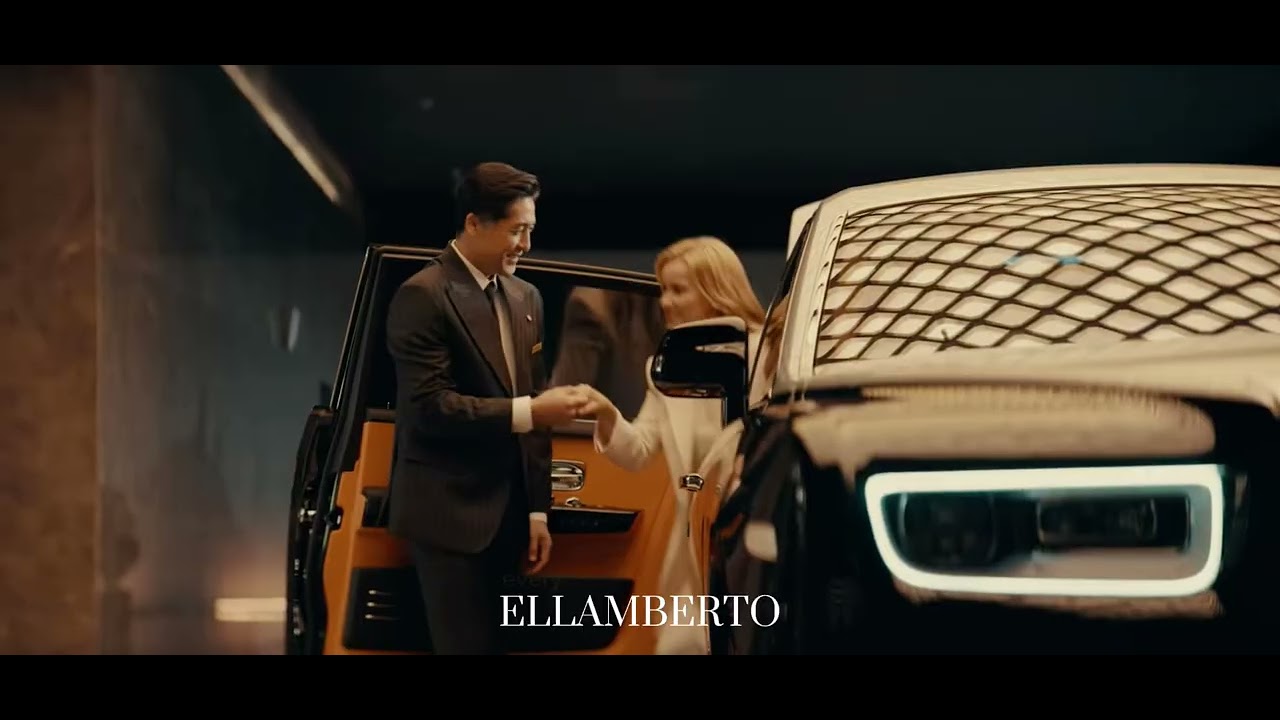ELLAMBERTO | It is the art of being a woman.