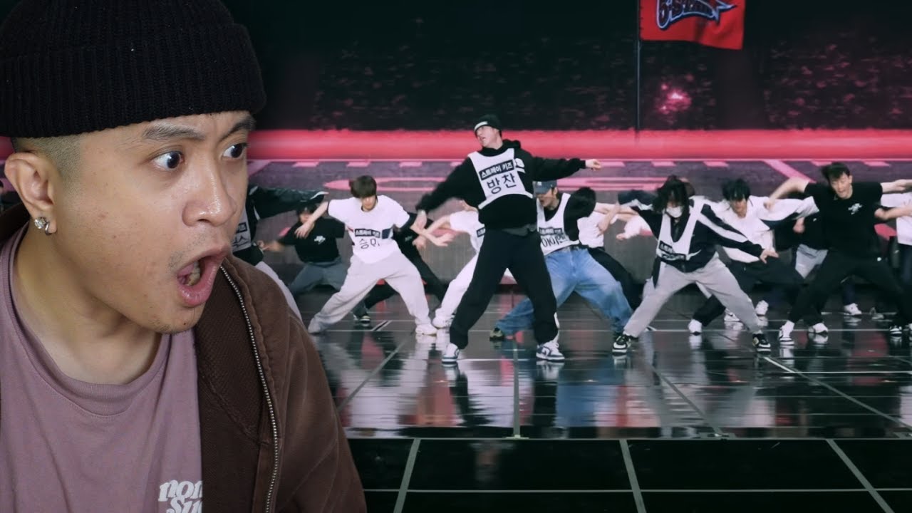 DANCER REVIEWS Stray Kids 