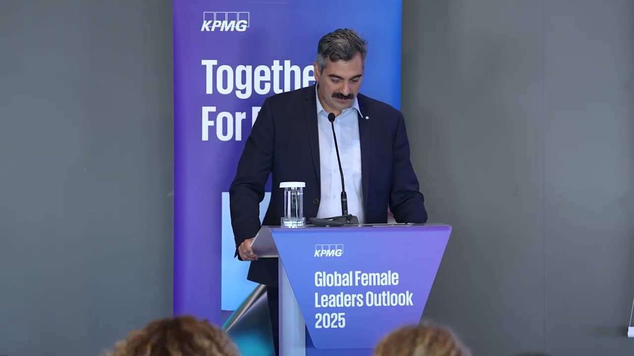 Εκδήλωση Global Female Leaders Outlook 2025  // Αλκιβιάδης Σιαράβας