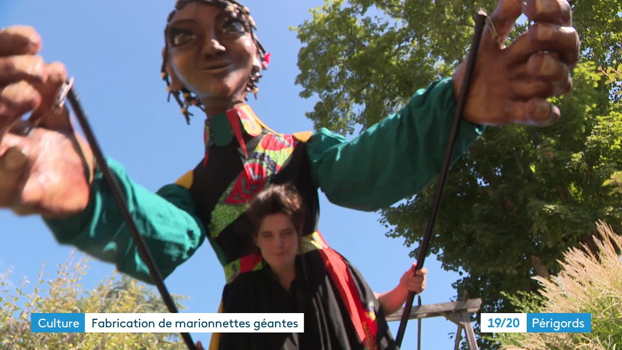 Fabrication de marionnettes géantes au Bugue
