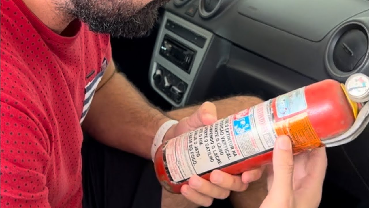 EXTINTOR VENCIDO PODE DAR MULTA! RETIRE AGORA DO SEU CARRO!