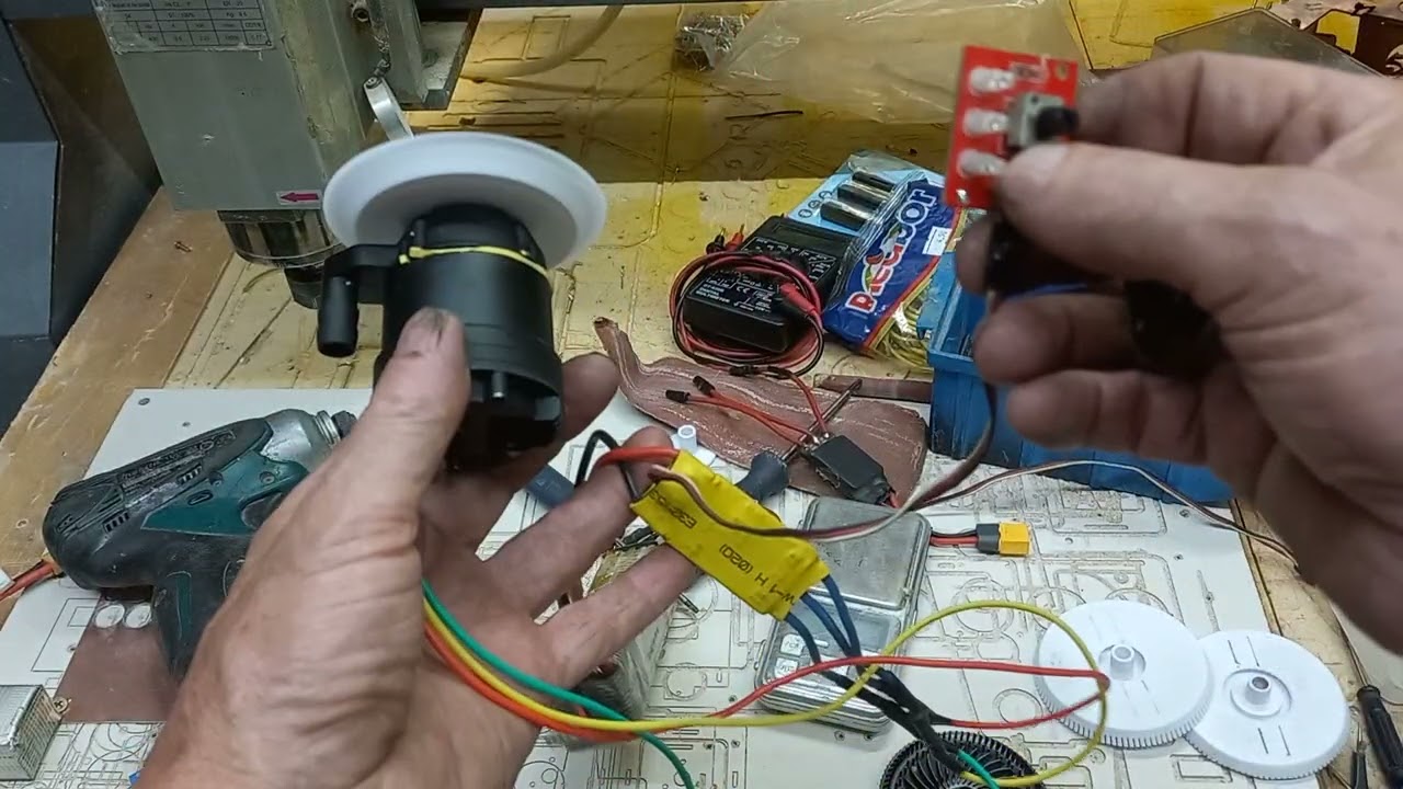 Teste novo modelo de centrifuga para bico pulverizador do Xag p150 e 60