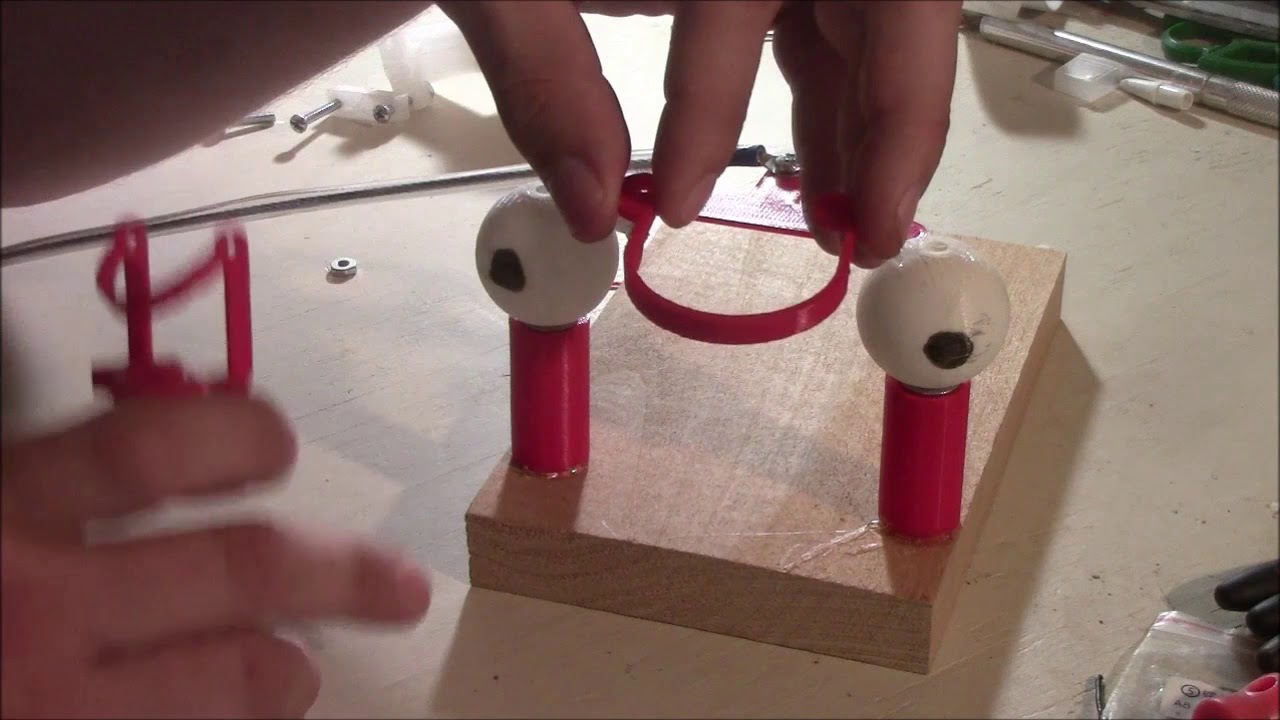 Building a Skeksis Puppet: Part 2