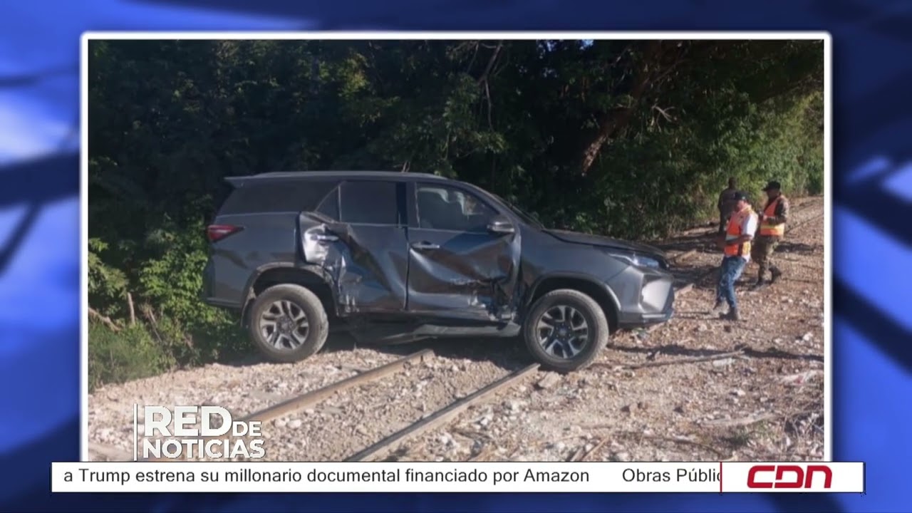 Locomotora del Consorcio Azucarero Central impacta jeepeta en Barahona