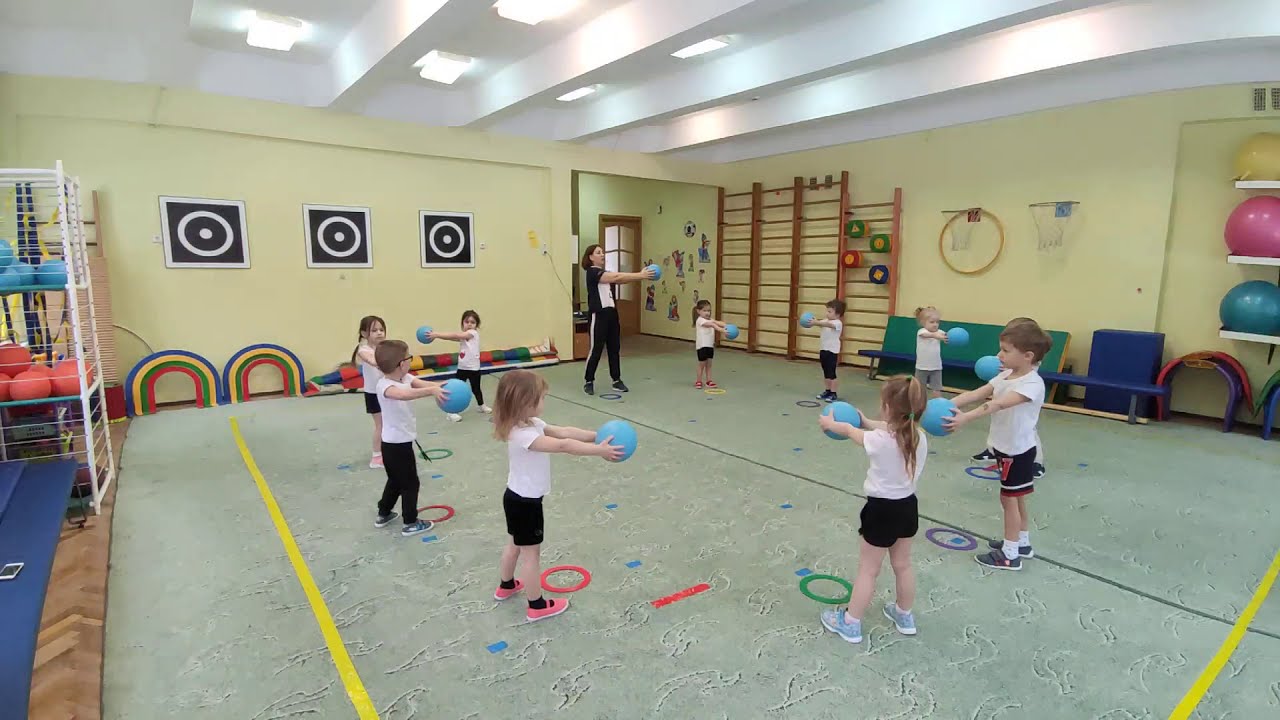 ОРУ с мячом. Младшая группа.